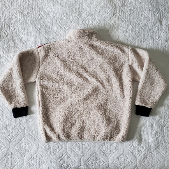 Tommy Hilfiger Chevron 1/4-Zip Sherpa Sweater - Picture 8 of 9